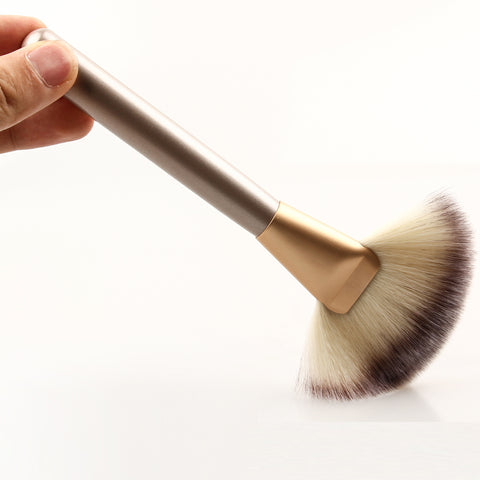 Premium Cosmetic Makeup Brush Set - 12/18/24pcs - Golden