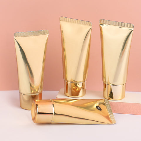 Matte & Moisturizing Full Coverage Foundation
